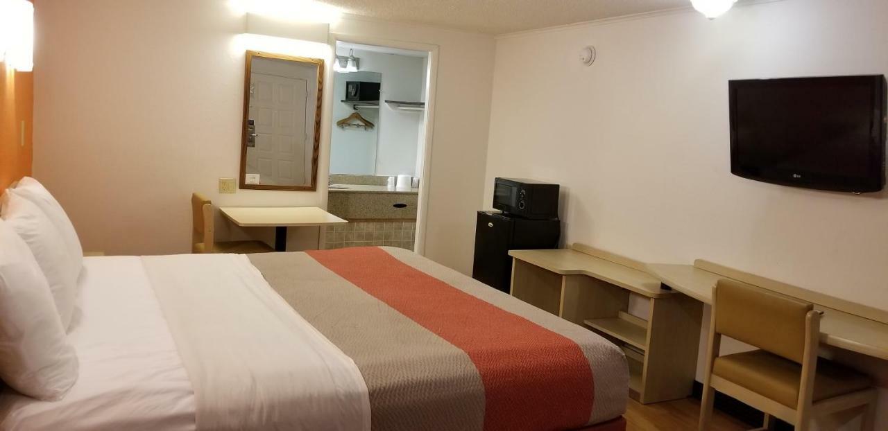 Fairbridge Inn Express London Esterno foto