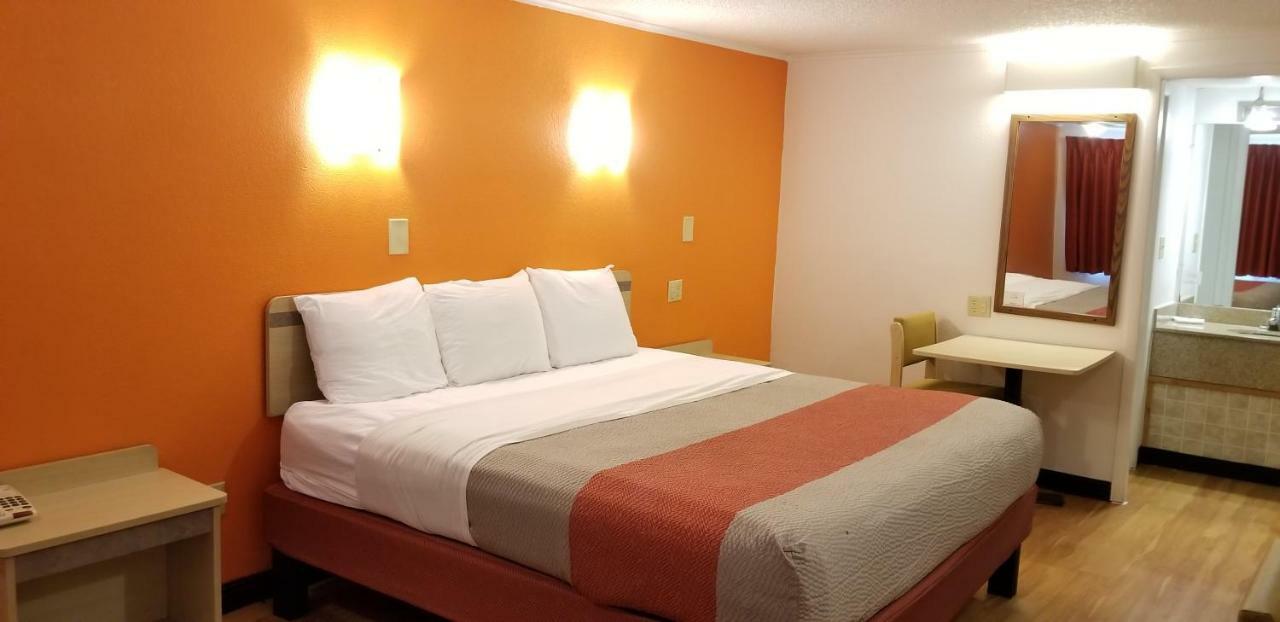 Fairbridge Inn Express London Esterno foto
