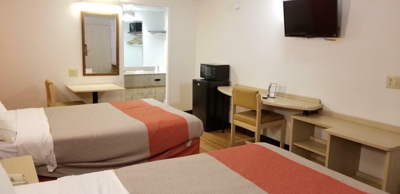 Fairbridge Inn Express London Esterno foto