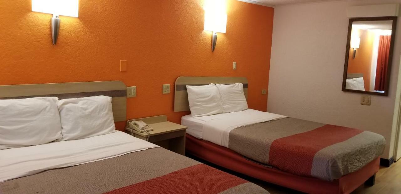 Fairbridge Inn Express London Esterno foto