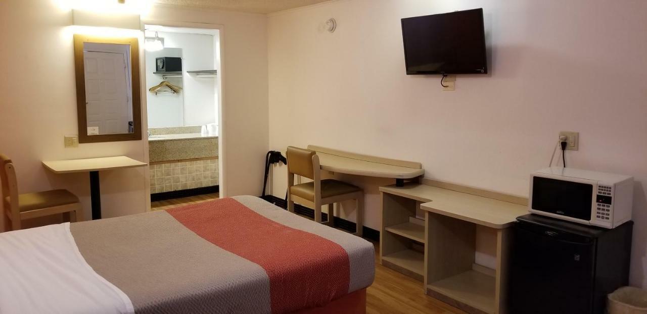 Fairbridge Inn Express London Esterno foto